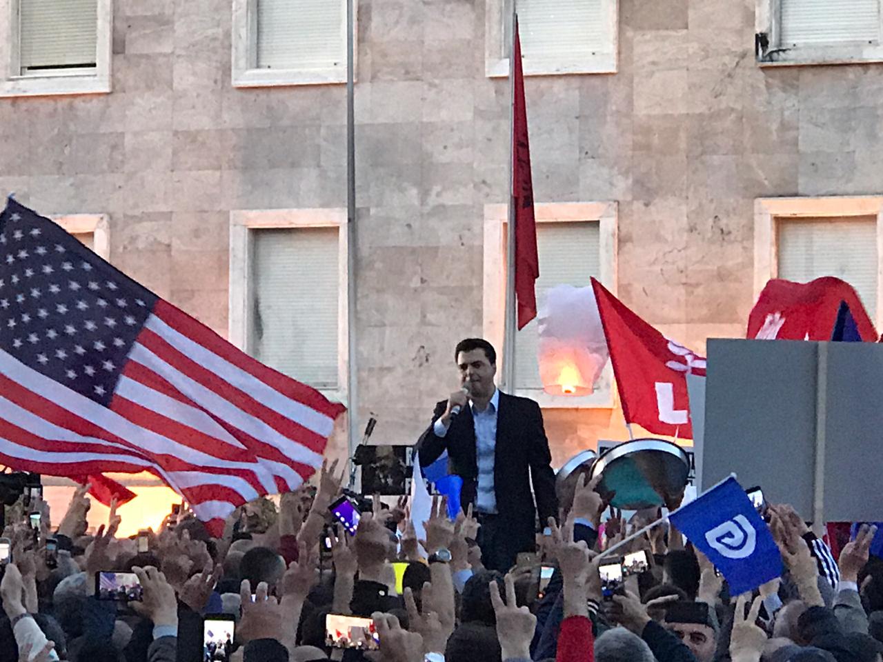 Protesta në Tiranë, Basha: Shqipëria si gjithë Evropa, aspirata që i ka mbledhur shqiptarët bashkë