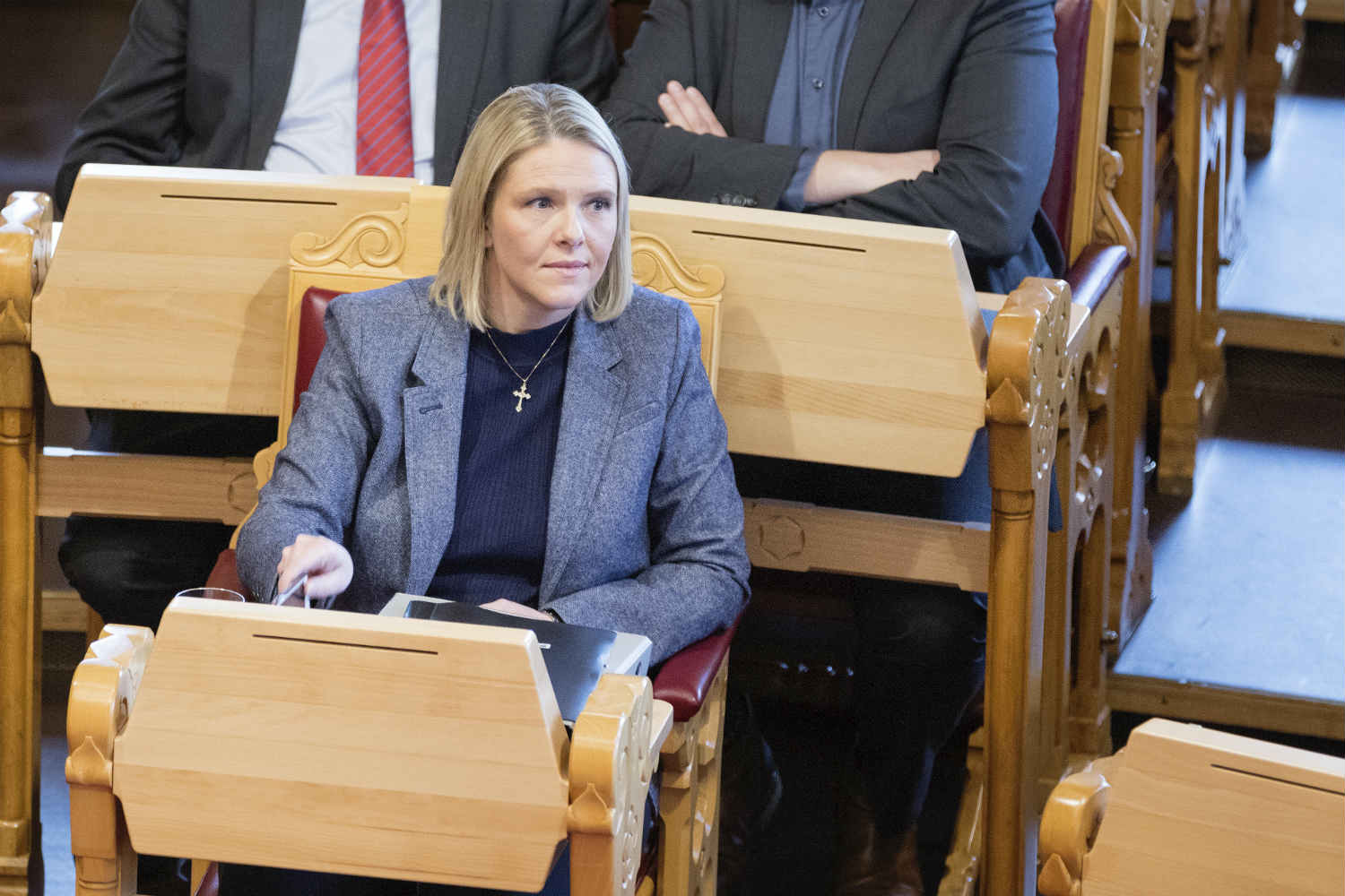 Befason me deklaratën, ministrja norvegjeze e Shëndetësisë: Lërini njerëzit të tymosin duhan dhe të pinë alkool!