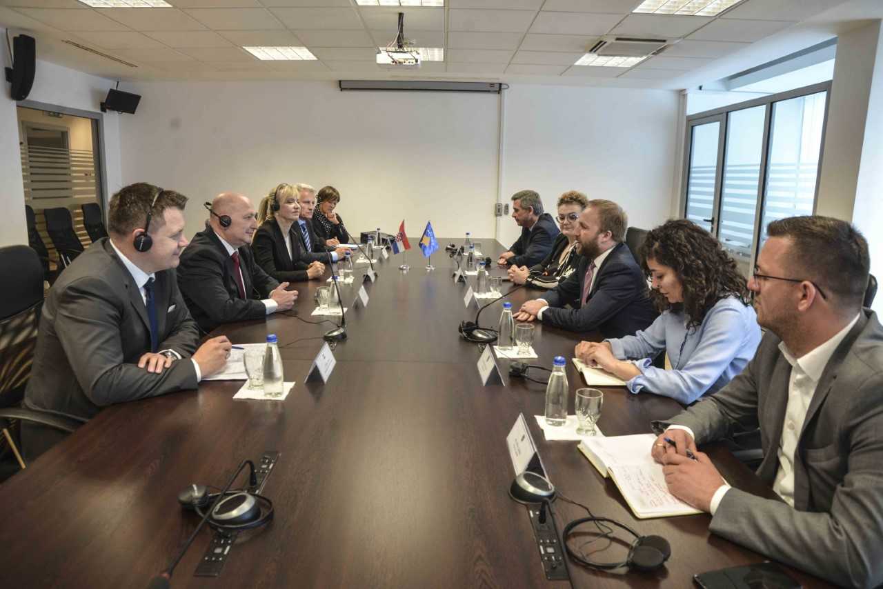 Tahiri: Kroacia, partner i rëndësishëm në integrimet evropiane