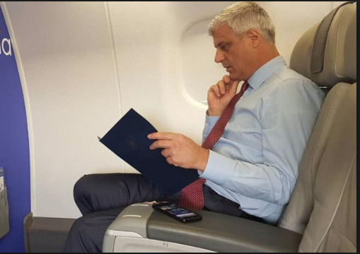Presidenti Thaçi udhëton për në Tiranë, do të takohet edhe me Mogherinin