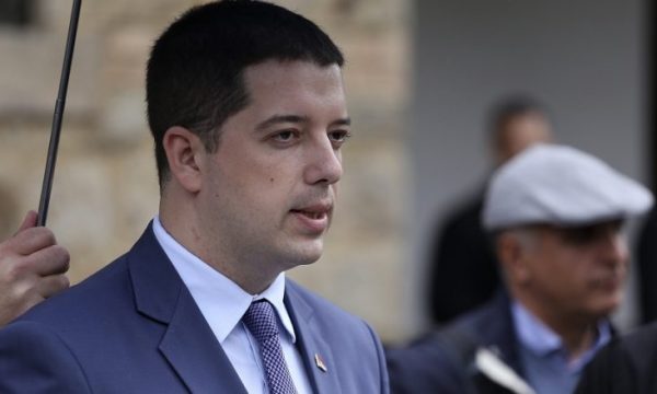 MPJ nuk e lejon Gjuriqin të hyjë nesër në Kosovë