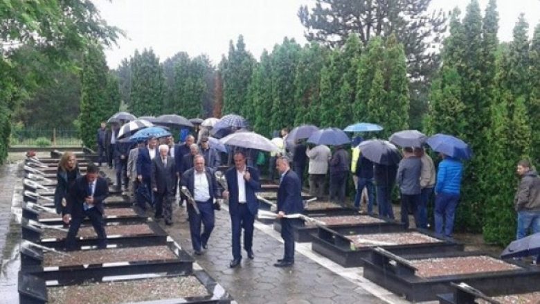 Përkujtohen 27 të masakruarit e Lagjes së Trimave në Prizren