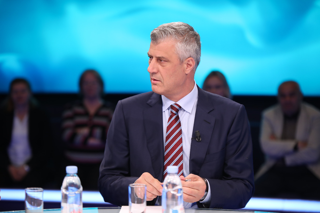 Thaçi e përsërit : Sali Berisha, argat i Millosheviçit. E ka furnizuar me armë që të vazhdonte gjenocidin në Kosovë