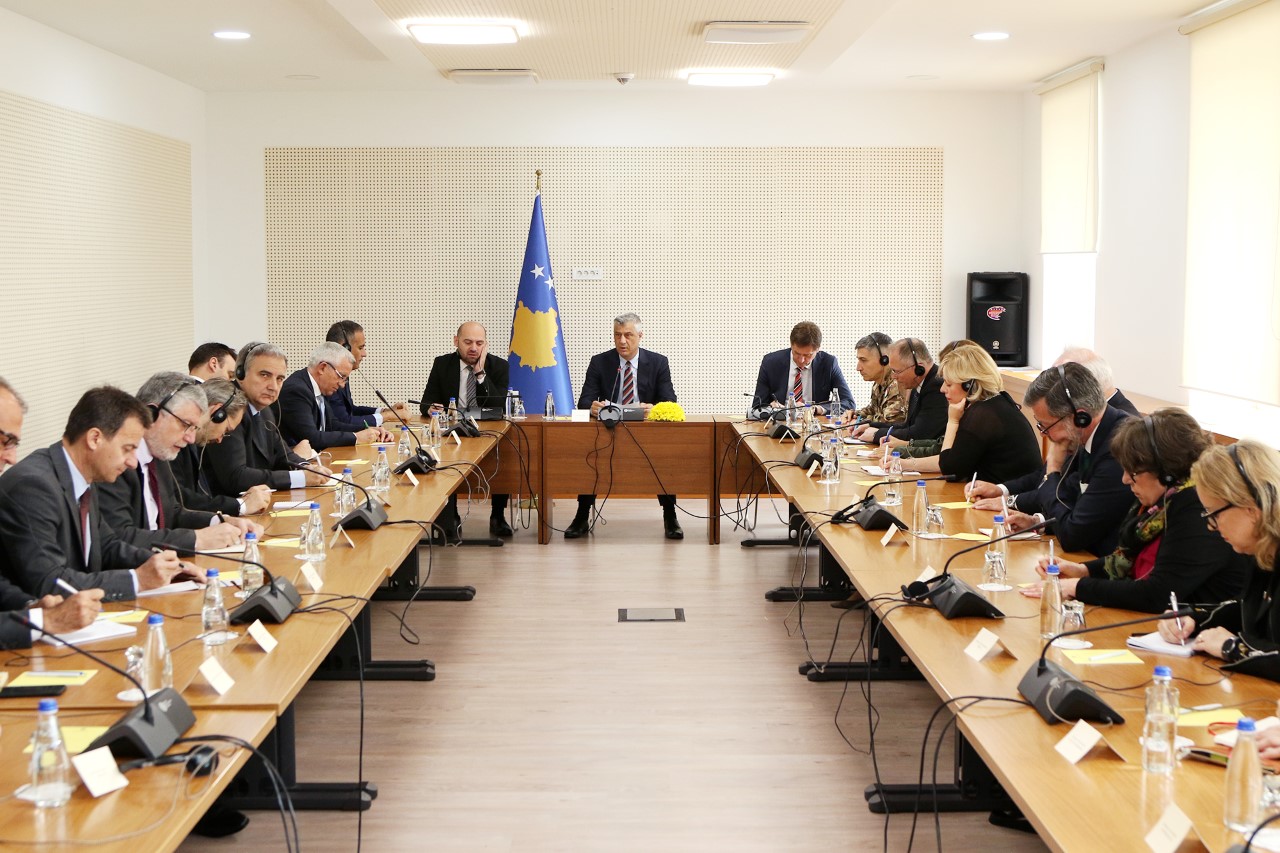 Thaçi: Nuk do të lejojmë që dialogu të kushtëzohet nga Serbia, taksa mbetet në fuqi
