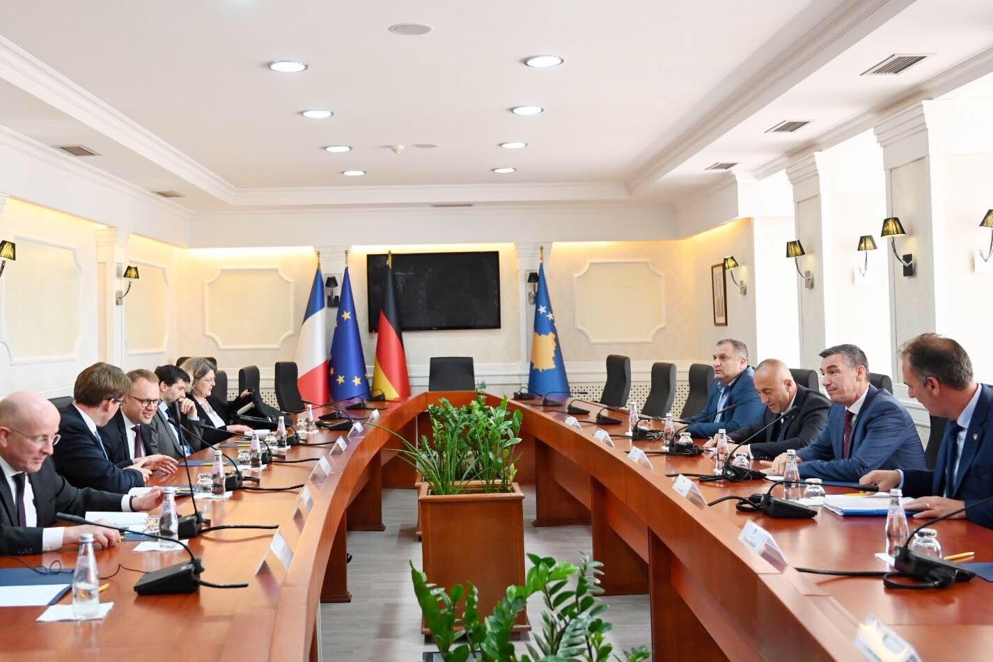Veseli ka një kërkes urgjente për Gjermanin dhe Francën