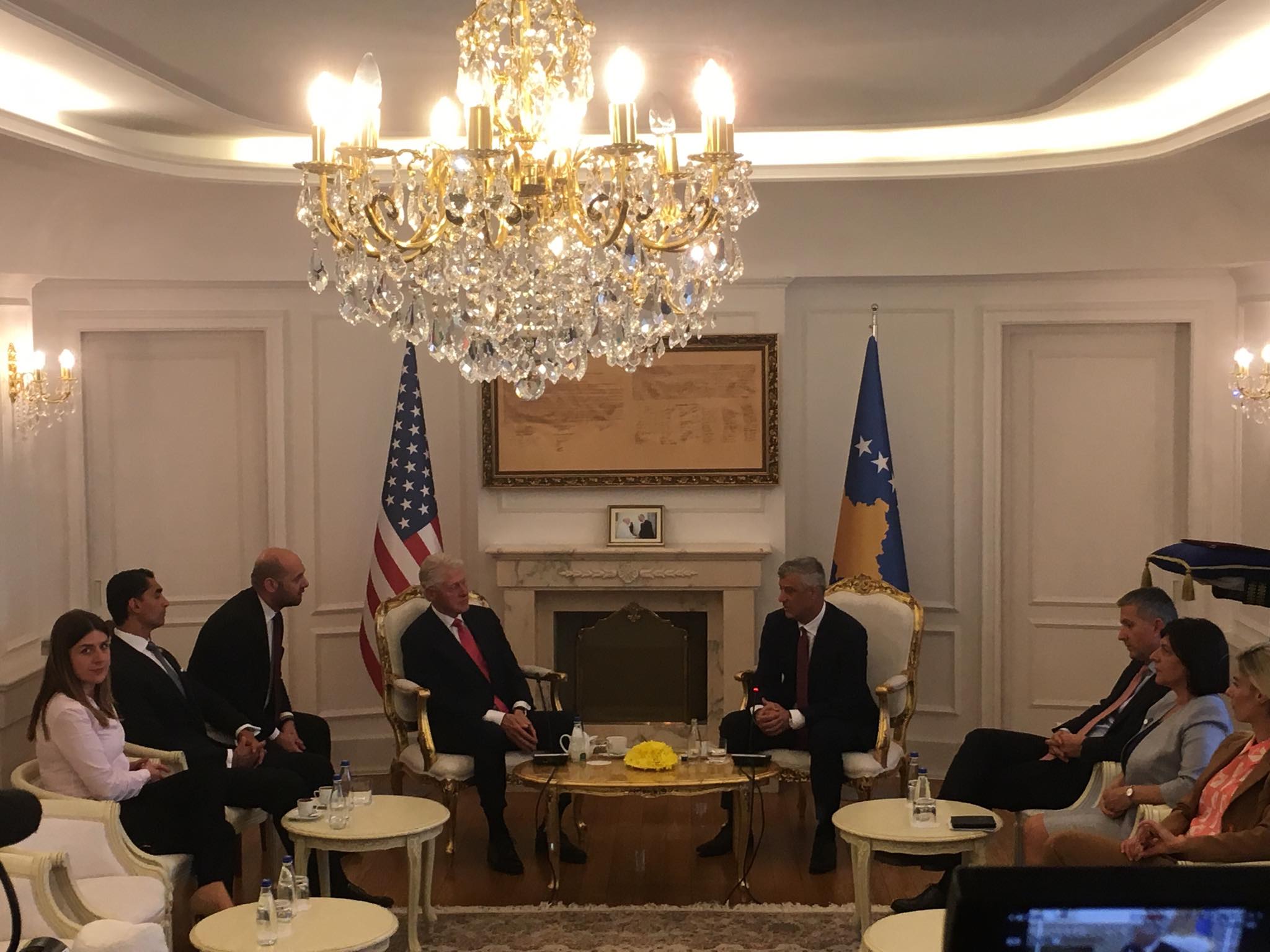 Clinton: Kosova meriton të jetë në BE dhe në NATO, si shtet i pavarur