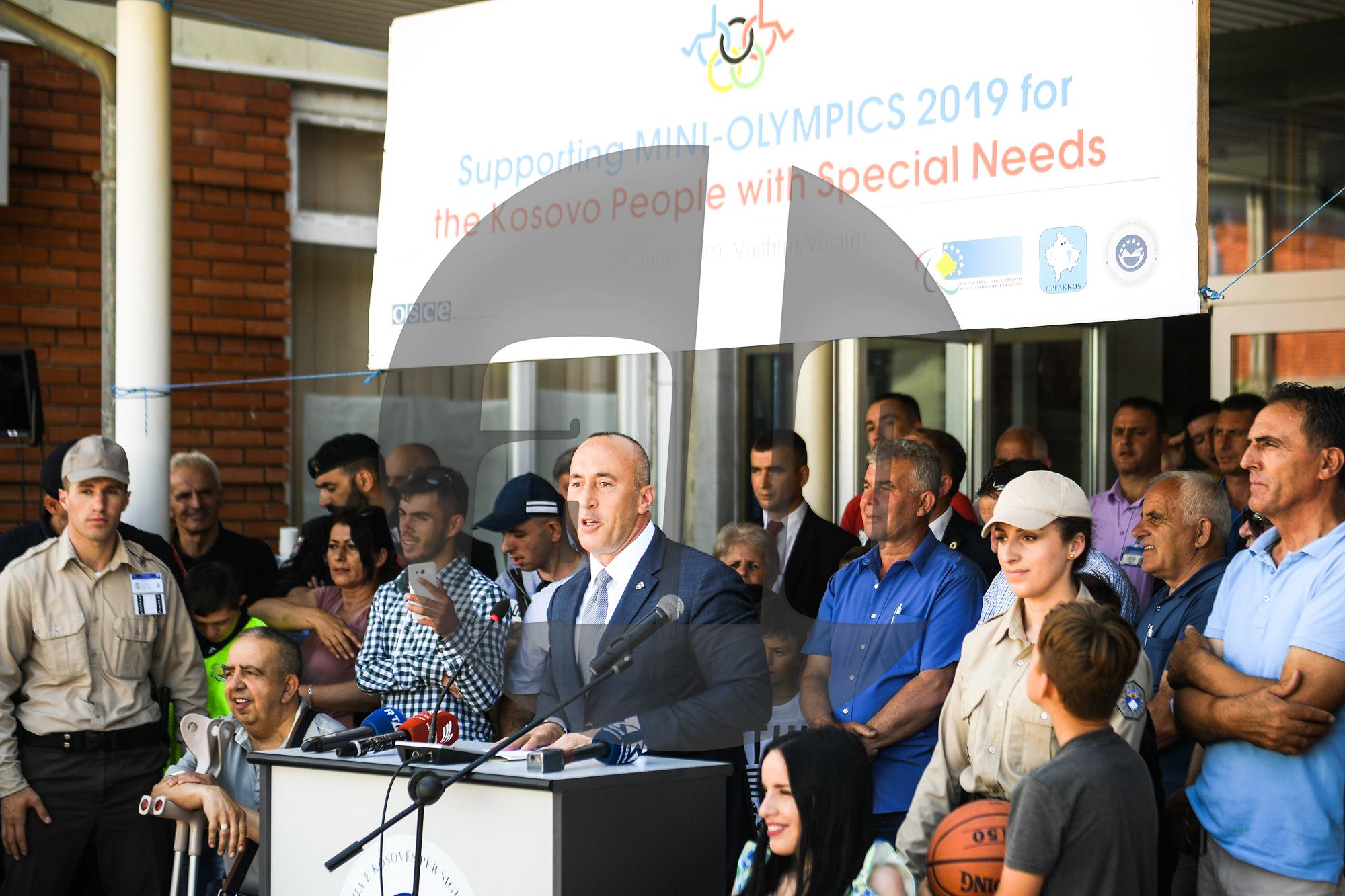 Haradinaj: Do të jemi mbështetës të vazhdueshëm të personave me nevoja të veçanta