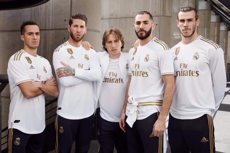 Ja si duket fanella e Real Madridit për stinorin e ri (FOTO)