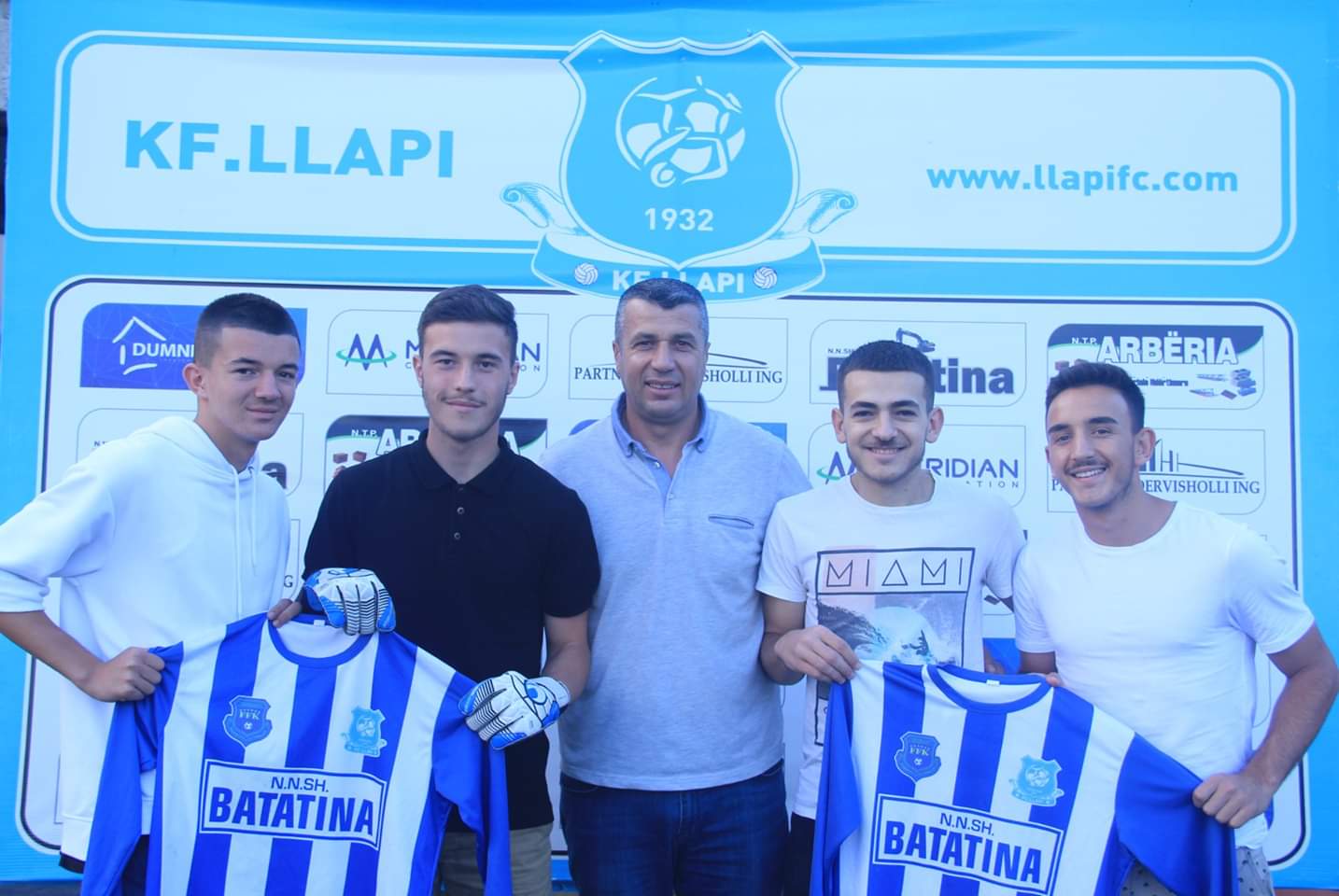ZYRTARE: Llapi prezanton 4 talentët e ri që i bashkohen klubit