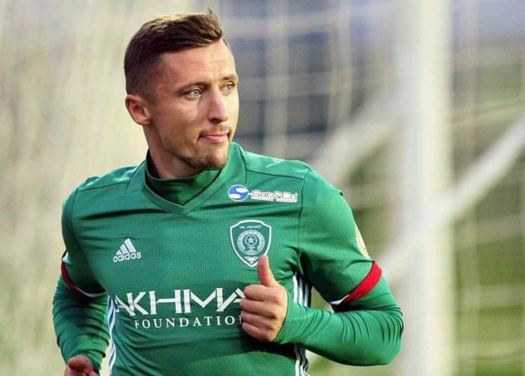 Bernard Berisha si raketë, realizon dy gola mjaft të bukur për ekipin e tij në fazën përgatitore (VIDEO)