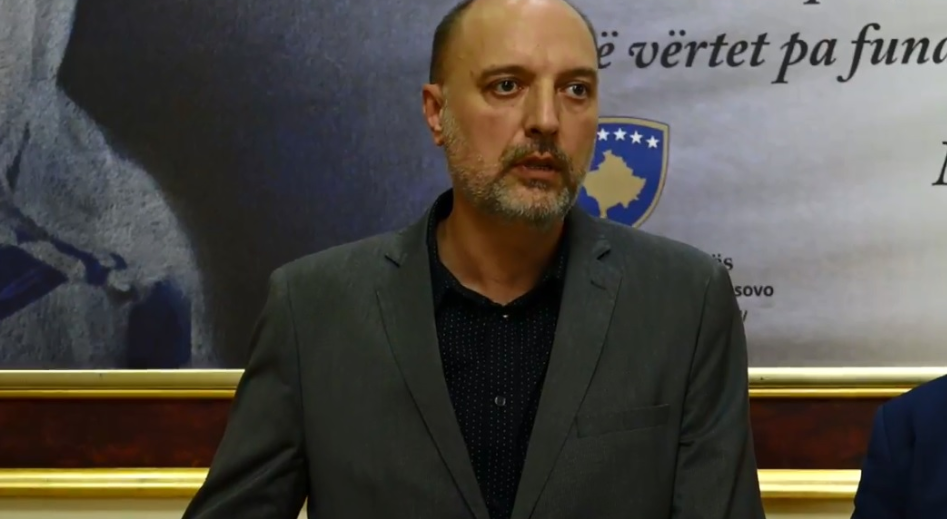 Visar Ymeri: Kushtetuesja e ka kthyer sot dialogun në duart e dy njerëzve