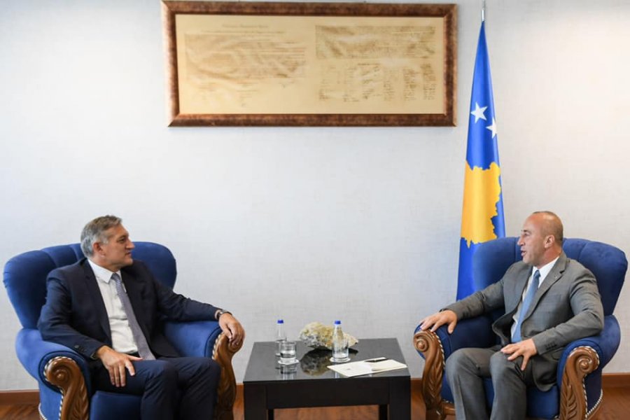 Haradinaj liston zyrtarët që ka liruar nga detyra gjatë mandatit të tij