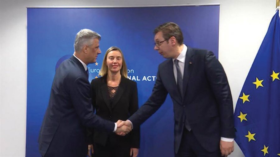 Dialogu në bllokadë