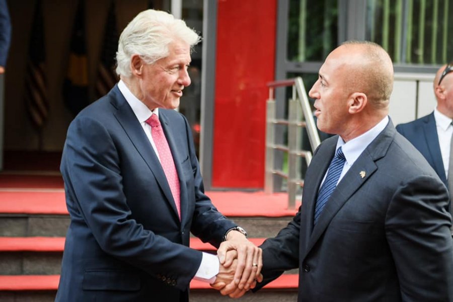 Haradinaj, Clintonit: Mirë se erdhe në shtëpinë tënde
