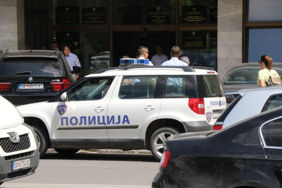 Arrestohet zyrtari i lartë i partisë së Ali Ahmetit