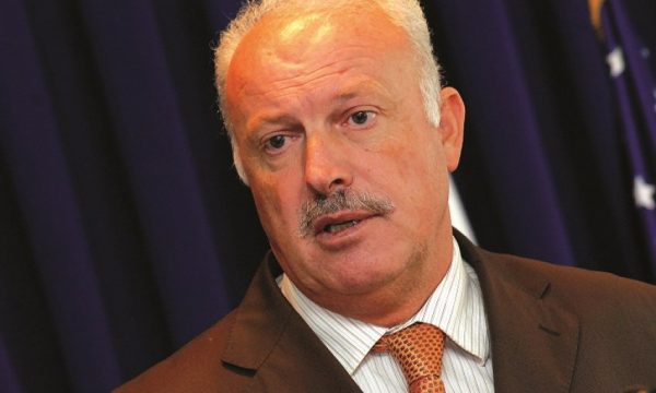 Naim Maloku në gjendje të rëndë, djali i tij publikon fotografi nga spitali