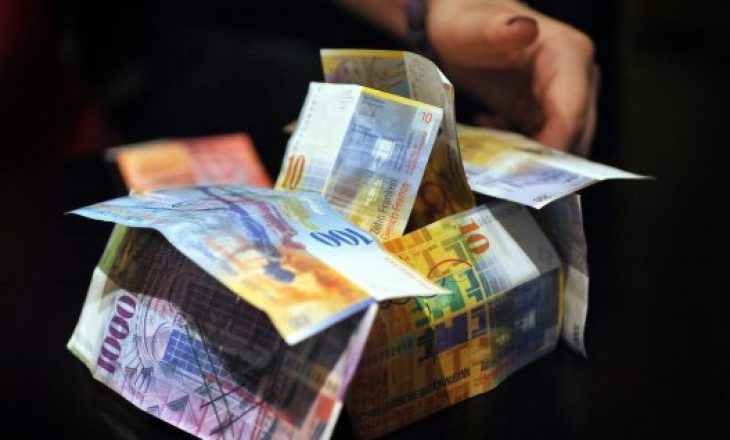 Sa mbesin prej pagës prej 6 mijë euro frangash në Zvicër?