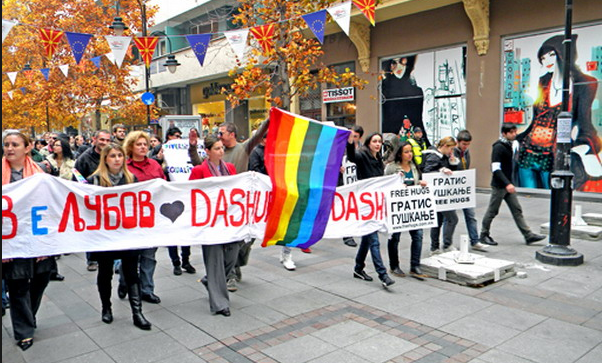 Mbahet parada ‘Gay’, reagon komuniteti mysliman