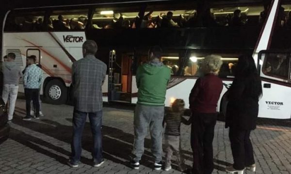 Podujeva po zbrazet, veç mbrëmë ikën 50 vetë