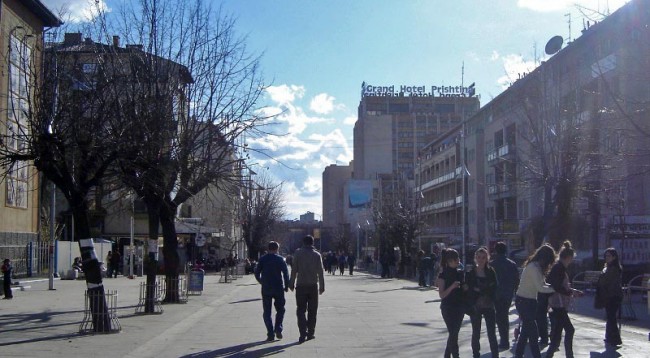 Kosovarët të pakënaqur me drejtimin aktual të politikës në vend