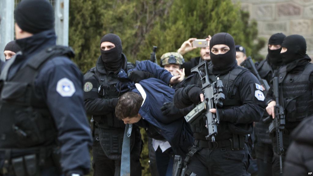 Paralajmërohet arrestimi i Gjuriqit nëse nuk iu bindet institucioneve të Kosovës