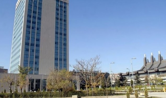 50 kandidatët që kaluan provimin për noterë kanë lidhje me politikën dhe sistemin e drejtësisë