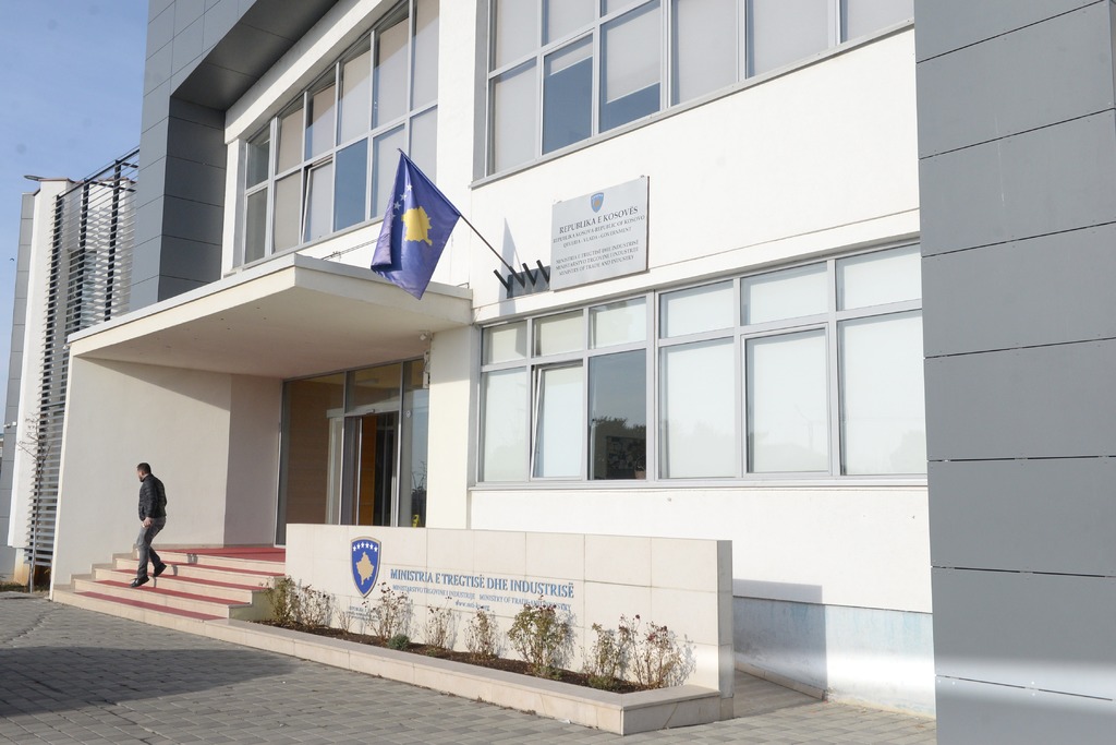 Sqarim nga MTI’ja për rekrutimin e Inspektorëve nga komuniteti serb bazuar në marrëveshjen e Brukselit 