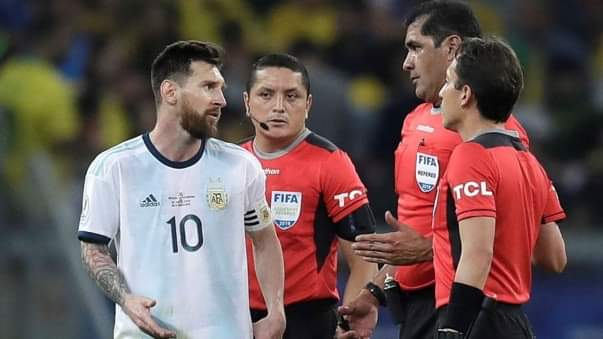 Leo Messi pezullohet dhe gjobitet nga CONMEBOL