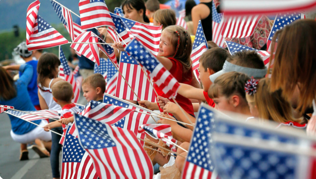 Presidenti Ademi uron popullin amerikan për Ditën e Pavarësisë