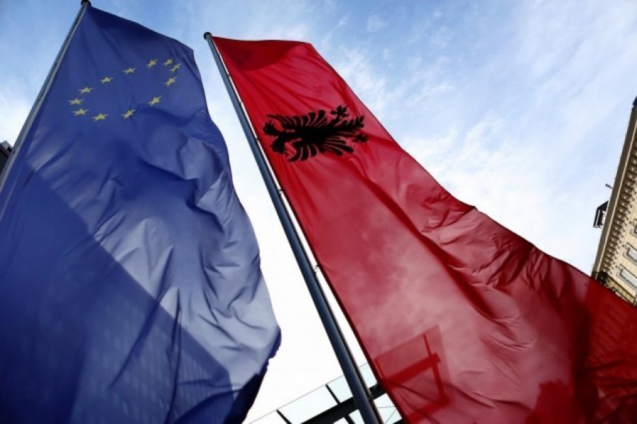 “Greqia nuk do të bllokojë Shqipërinë për në BE por ka kushte”