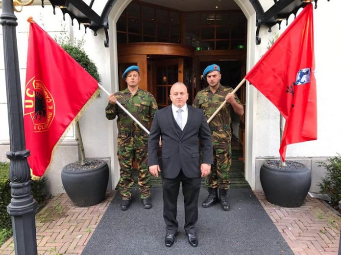 Mbërrin në shtëpi trupi i Festim Latos, i vetëshpallur president i Çamërisë  (VIDEO)