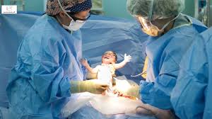 Rasti i parë, foshnja lind nga mitra e një donatoreje të vdekur