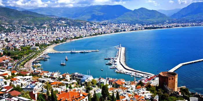 Rreth 45 mijë kosovarë vizitojnë Turqinë për pushime në vit