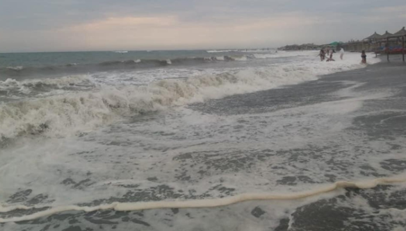 Dy persona gjejnë vdekjen në bregdetin shqiptar, shkaku i valëve të mëdha