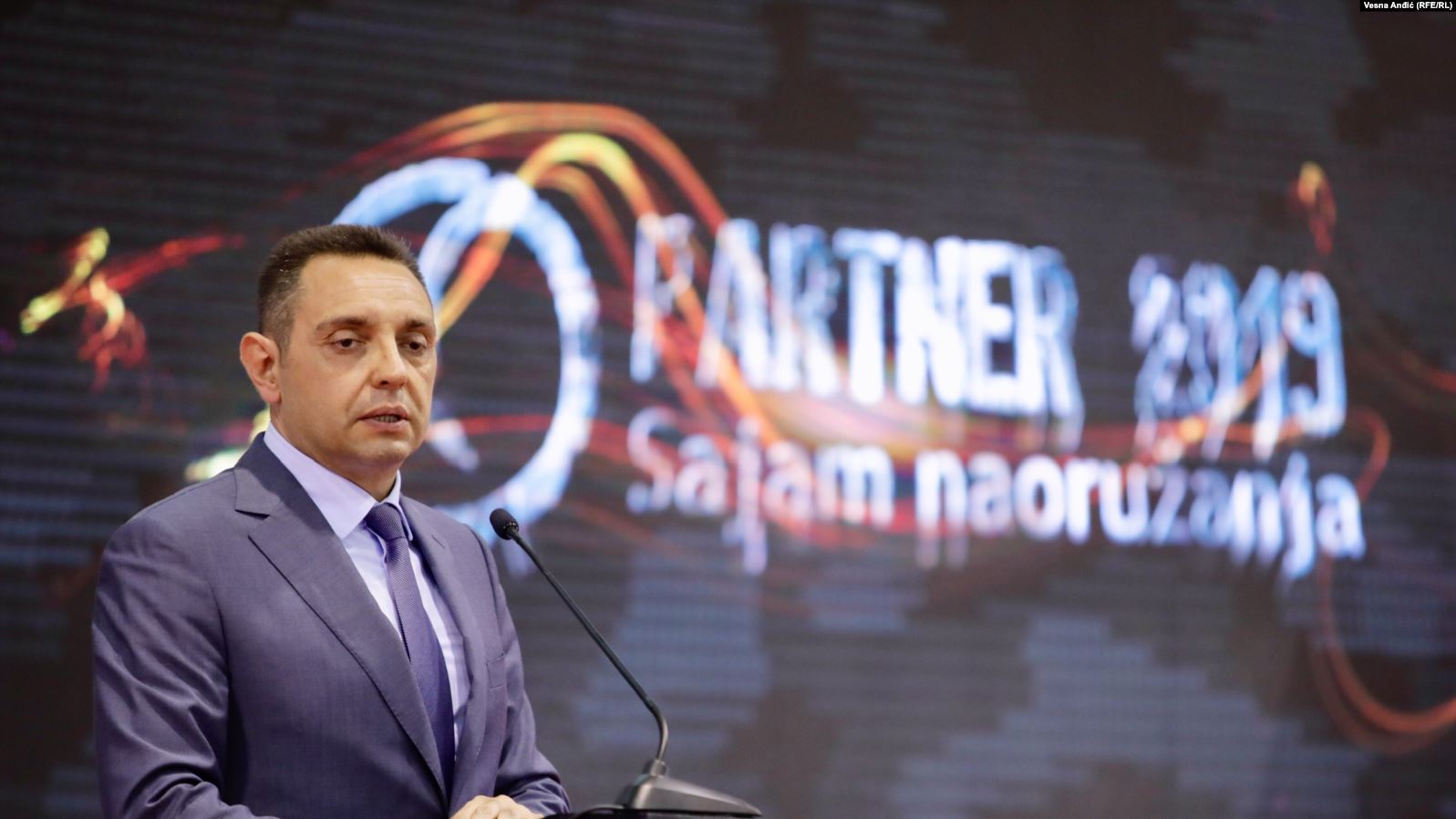 Vulin: Serbia po armatoset “për hir të paqes”