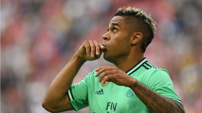 Dështoi te Real Madrid, ja ku transferohet Mariano Diaz