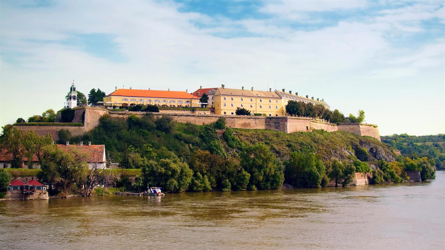 Kosovari u varros në Novi Sad, askush nuk u paraqit për të marrë trupin e tij