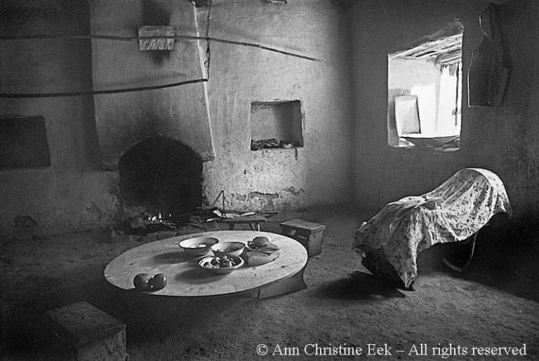 Publikohen foto të rralla që tregojnë se si jetonin kosovarët në vitin 1970