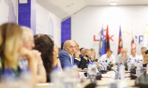 Kryesia e LDK’së autorizon Isa Mustafën që ta negociojë koalicionin me Vetëvendosjen