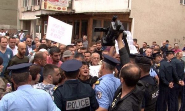 Shkaku i suspendimit të policëve, nesër protestohet në Gjakovë