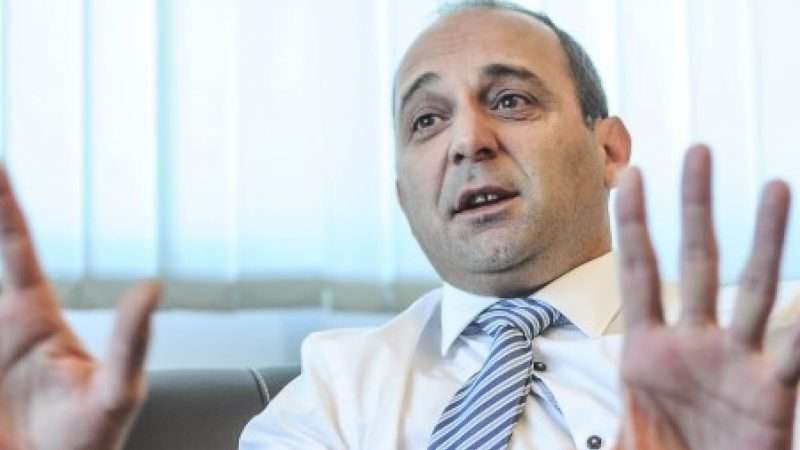 Dardan Gashi bëhet pjesë e Nismës Socialdemokrate