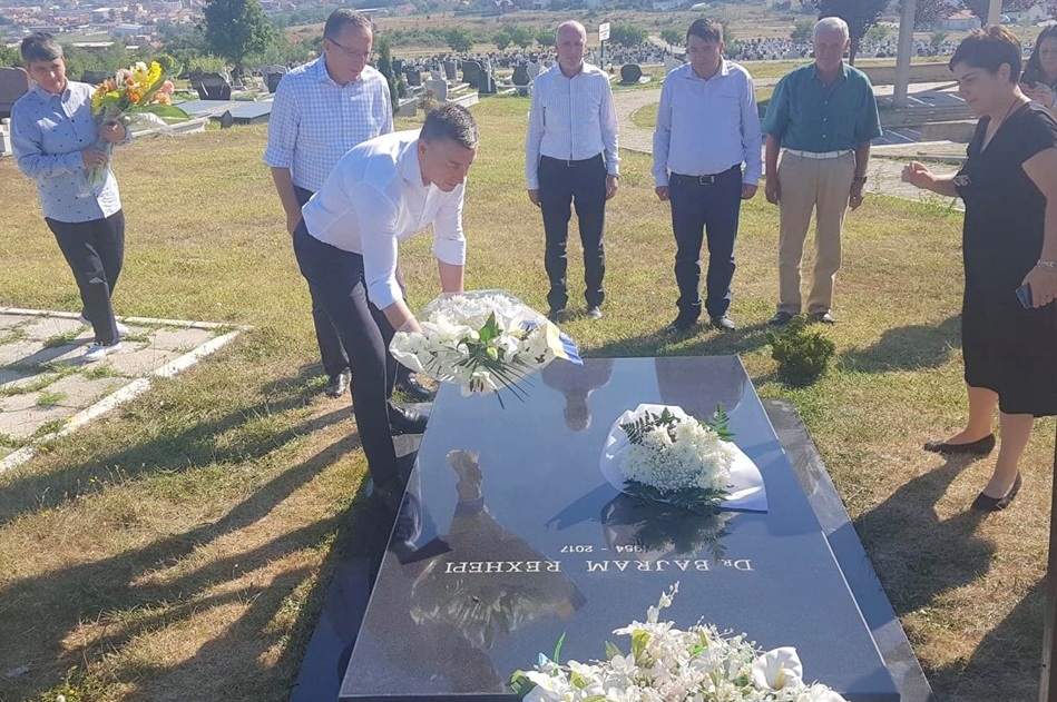 Veseli: Bajram Rexhepi punoi gjithë jetën për të nderuar emrin e Kosovës