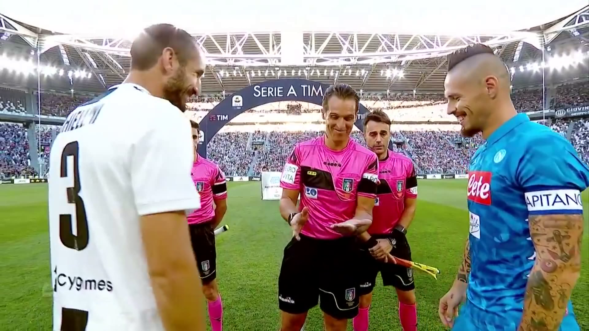 Telekamera e policë, siguria ‘ekstra’ në Juve-Napoli