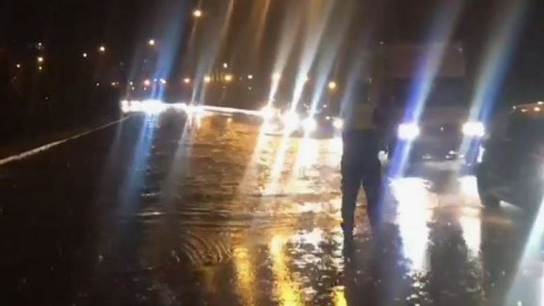 Stuhi në Shqipëri, kërkohet kujdes nga shoferët