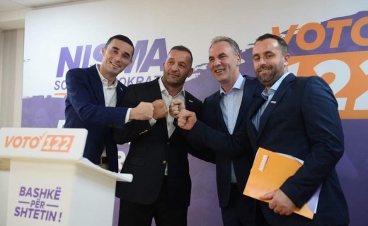Kampioni i kik-boksit i bashkohet Nismës Socialdemokrate