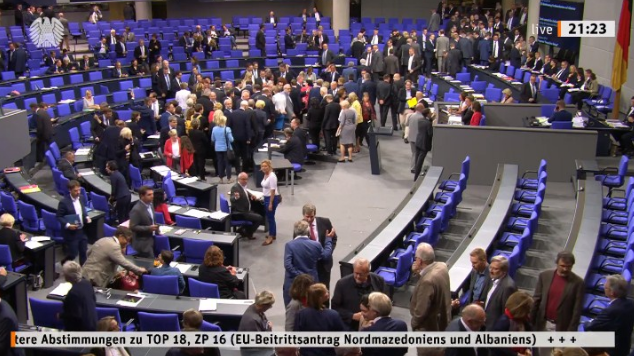 ​Bundestagu voton pro hapjes së negociatave me Shqipërinë