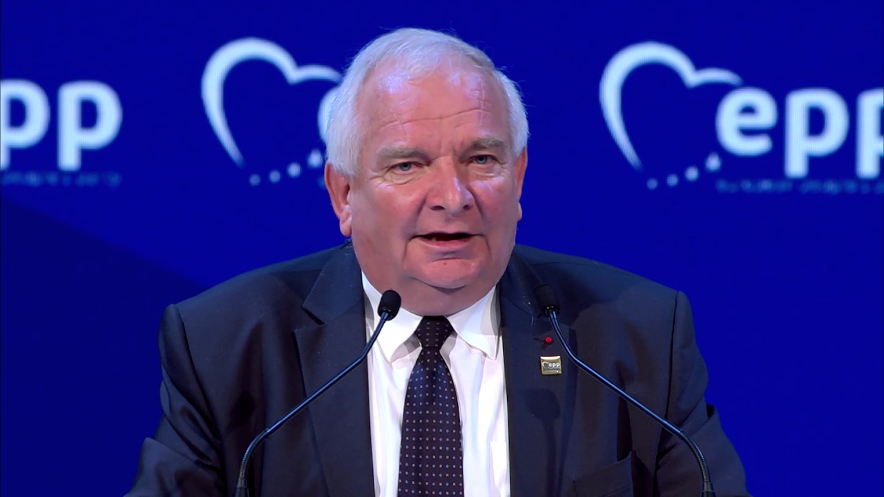 Daul përgëzon LDK-në për kandidimin e Vjosa Osmanit për kryeministre