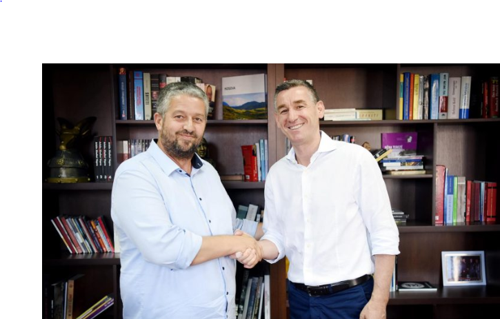 Dr. Fakir Spahiu i bashkohet PDK-së dhe misionit për luftë kundër korrupsionit