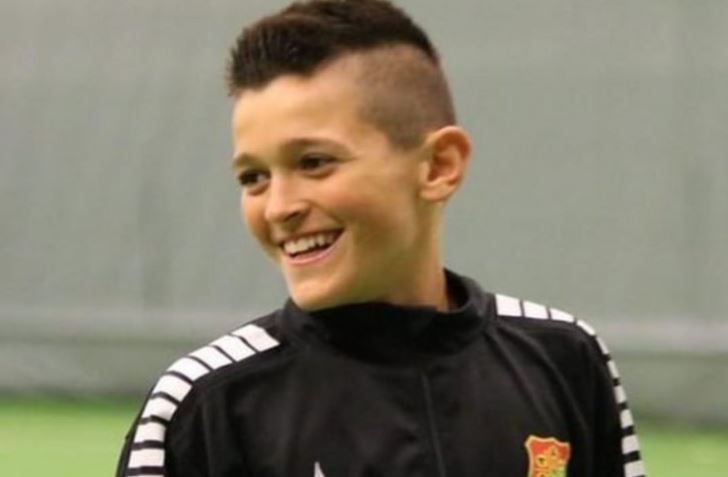 12 vjeçari Lorent Selimi, talenti kosovar i futbollit në Suedi