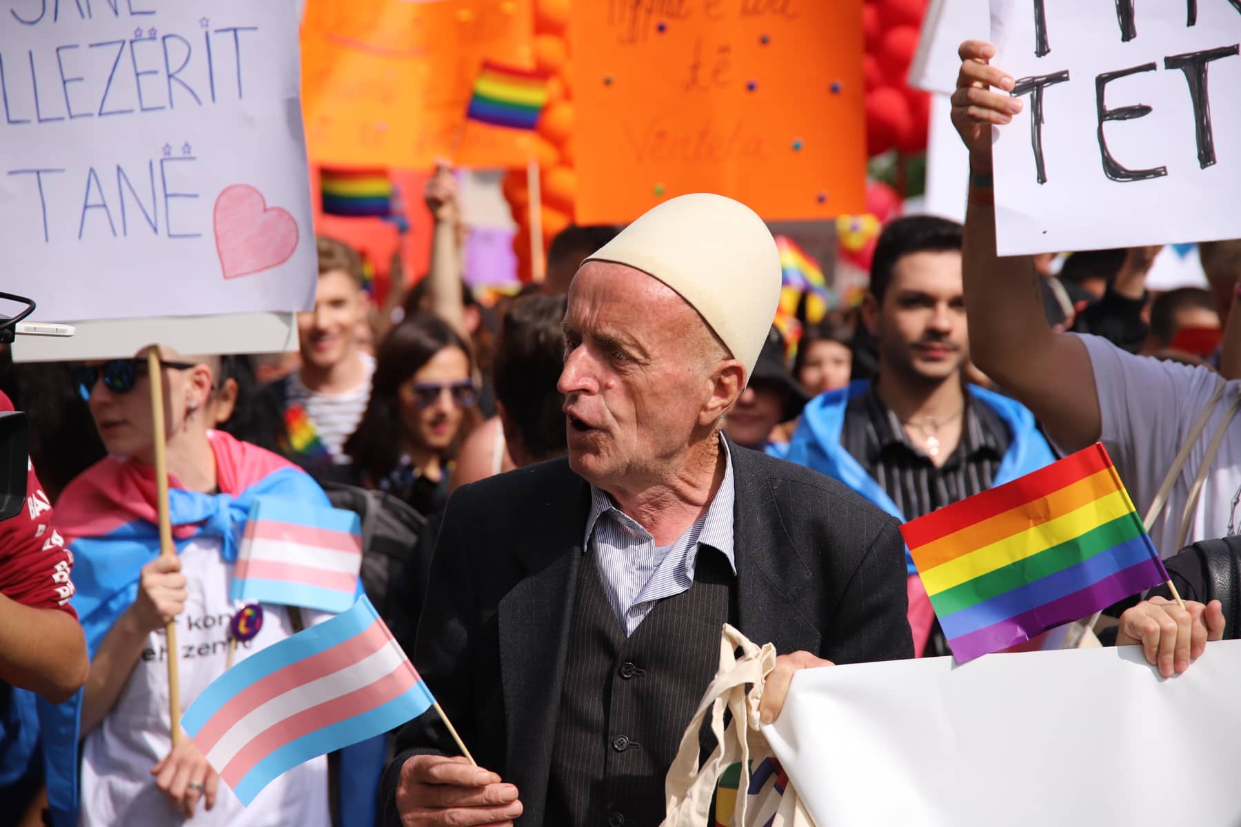 Plaku me plis pjesëmarrës në “Paradën e Krenarisë”